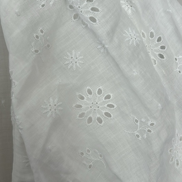 Frame Broderie Anglaise Ramie Puff Sleeve Midi Eyelet Dress in White - Picture 11 of 16